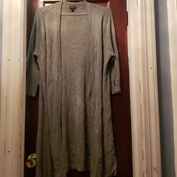 Gray sweater - Picture 4 of 4